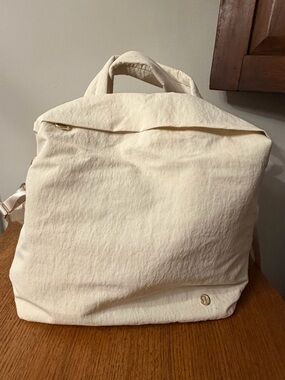 Lululemon large tote bag